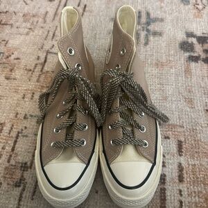 High-Top converse Sneakers with Patterned Laces